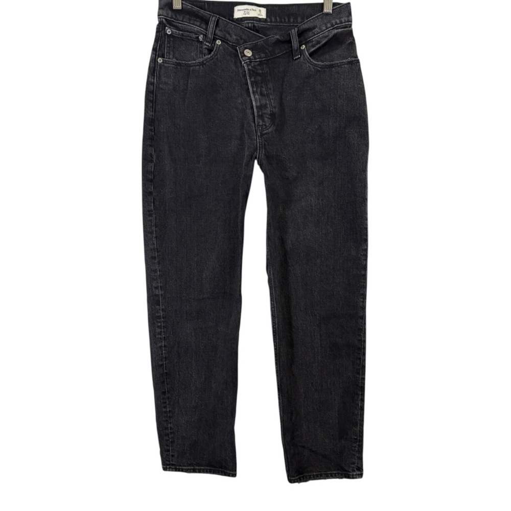 Abercrombie & Fitch The dad High Rise Asymmetrical Jeans Size 6 Short